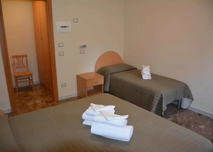 Madre Chiara Domus 3*