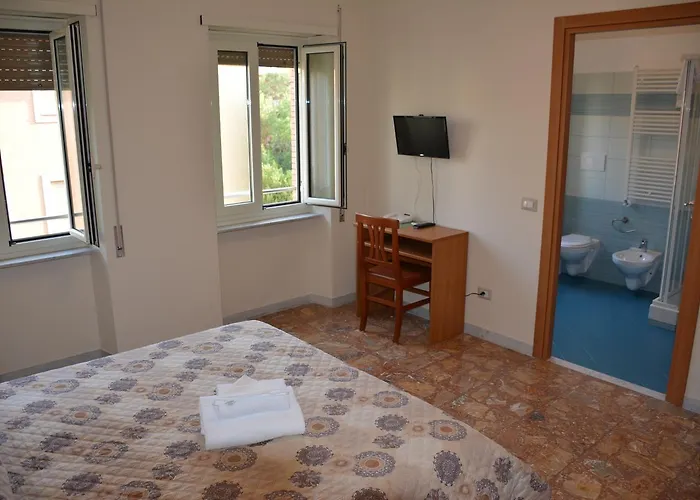 Pensjonat Madre Chiara Domus 3*